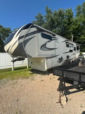 Fifth wheel on a gravel lot