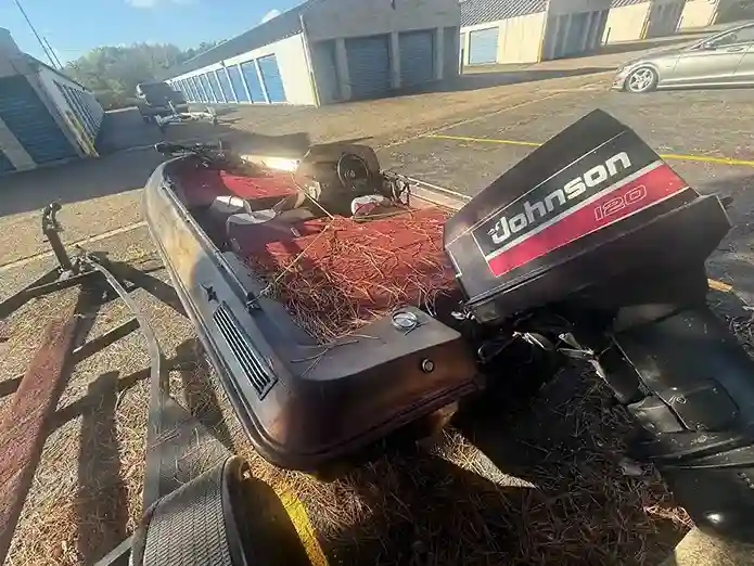 Outboard motor closeup